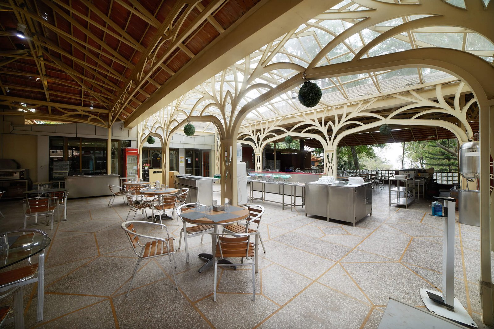 Restaurant-2